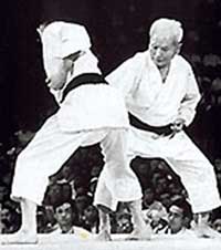 Maestro Gichin Funakoshi en Kumite